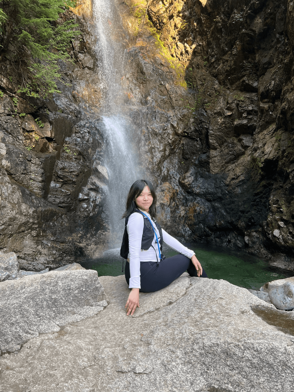 hiking in bc
